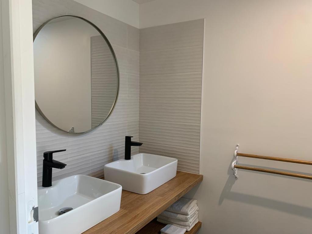 Gite 3 Chambres En Bord De Rance La Ville-ès-Nonais 외부 사진